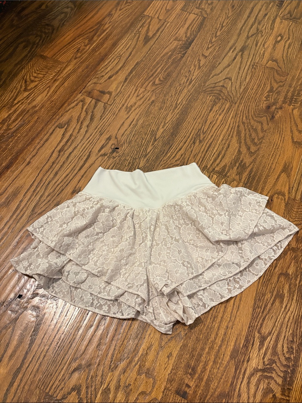 aerie Cream Lace Ruffle Skort